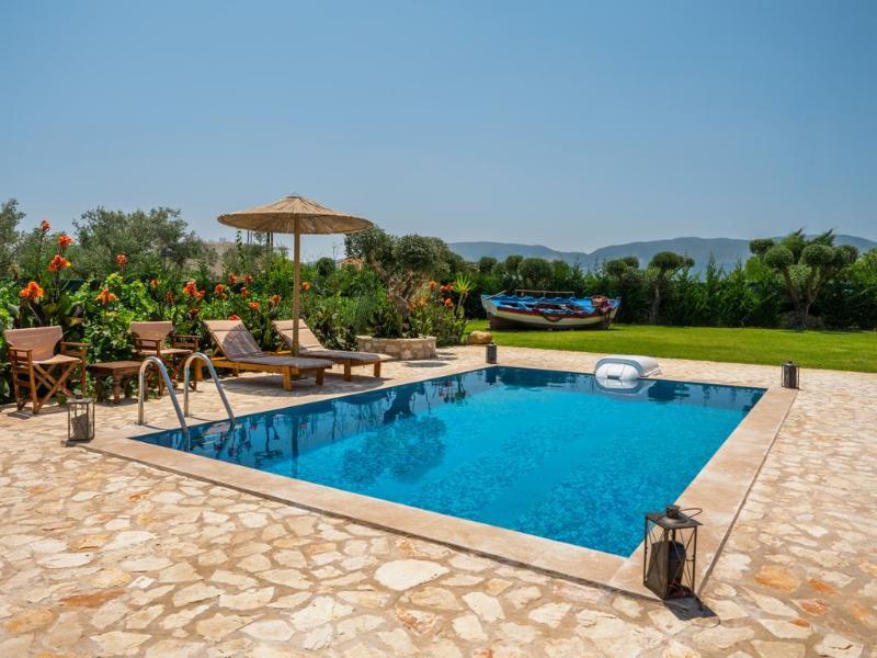 Agro Art Boutique And Luxury Villas Vanato Exterior photo